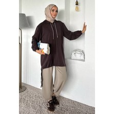 Julude Kapüşonlu Sırt Nakışlı Tesettür Tunik P-00018847