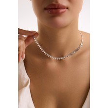 Nereze 925 Ayar Gümüş Rodyum Kaplama Gurmet Zircirli Minimal Sıralı Üçgen Model Kolye