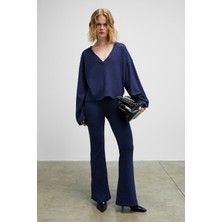 Grimelange SEMEUS Kadın Yumuşak Ve Esnek Kumaşlı İspanyol Paça Lacivert Eşofman Altı