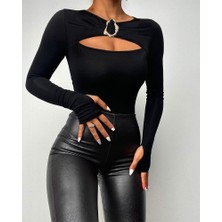 Moderie Butik Kadın Uzun Kollu Bisiklet Yaka Göğüs Dekolteli Viskon Bluz