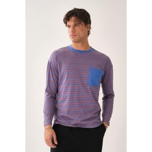 Cep Detaylı Çizgili T-Shirt