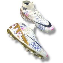 Laliga 45-46-47 Büyük Numara Battal Boy Çoraplı Krampon Beyaz Altın Desenli