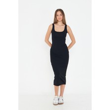 Kadın Siyah Askılı Midi Boy Elbise