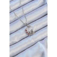 Mena Rise 316L Çelik Zincir Gümüş Renk Kırmızı Gül Detay Kedi Figür Zirkon Taşlı Ay Kolye - Lisinya