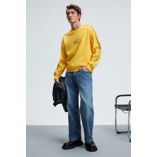 Grimelange LEIF Erkek Kolları Biyeli Önü Baskılı Yuvarlak Yaka Oversize Sarı Sweatshirt