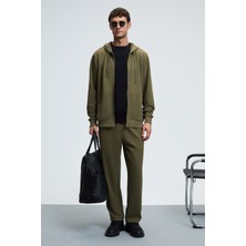 Grimelange GAGE Erkek Kapüşonlu Metal Kuş Gözü Detaylı Fermuarlı Kordonlu Cepli Haki Sweatshirt