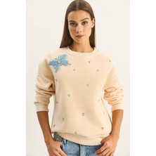 Shade Kadın Bisiklet Yaka Kelebek Aksesuarlı Taş Işlemeli Üç Iplik Şadonlu Sweatshirt