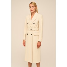 Setre Krem Düğme Detaylı Kuşaklı Uzun Kaban