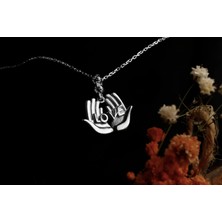 Ellerimde Aşk Kolye