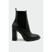 Laminta Leto Siyah Deri Lastikli Topuklu Bot