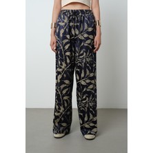 Orfeonegro Kadın Lacivert - Krem Renk Desenli Bol Paça Beli Lastikli Pantolon