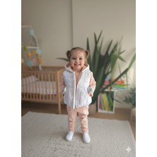Şimo Butik Bayramlık Kız Bebek Vikvik Oyuncaklı Üçlü Takım (Omuzdan Çıtçıtlısweatshirt+ Vikvikli Yelek+Pantolon)