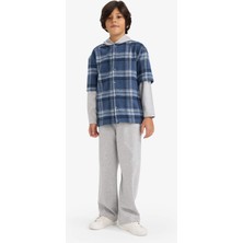 DeFacto 2'li Takım Çıkarılabilir Kapüşonlu Kareli Gömlek Eşofman Altı Erkek Çocuk G3272A825WN