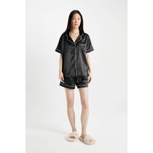 STANDART Saten Pijama Takımı Kısa Kollu Üst Esnek Belli Şort-Fall In Love D0915AX24SM