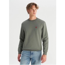 Wrangler Erkek Patch Logo Sweatshirt W2520255801
