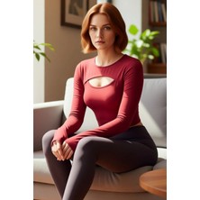 FRM Kadın Crop Bisiklet Yaka Fitted Kalıp Örme Koyu Pencere Cut Out ve Baş Parmak Delik Spor Üst Bluz