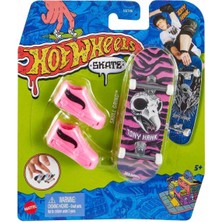 MCM Group HGT46 Hot Wheels Skate Parmak Kaykay ve Ayakkabı Paketleri- 1 Adet Stokta Olan Gönderilir