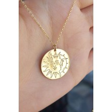 Özgür Takı 925 Ayar Gümüş 24 Ayar Altın Kaplama Ay ve Güneş Figürlü Kolye