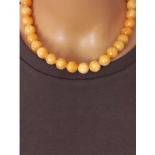 Doğaltaş Kolye;kalsit  Ceyt  Taşı   ile   Tasarlanmıştır.