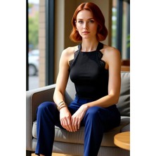 FRM Kadın Dantel Detaylı Halter Yaka Örme Bluz Kaliteli Şık Rahat Modern Zarif Günlük