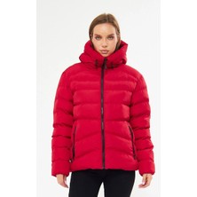 D1fference İçi Astarlı Su ve Rüzgar Geçirmez Cepli Kapüşonlu Kadın Mont