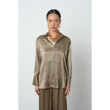 Orfeonegro Kadın V Yaka Açık Haki Renk Düz %100 Viskoz Altın Düğmeli Gömlek
