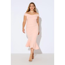 Şans Kadın Büyük Beden Pudra, Carmen Yaka Asimetrik Kesim Scuba Kumaş Elbise 65N39198