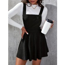 Tua Moda Kadın Askılı Sırttan Çapraz Detaylı Kısa Kiloş Kadife Mini Elbise