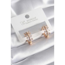 Claris Pirinç Gold Renk Zirkon Taşlı Kadın Küpe