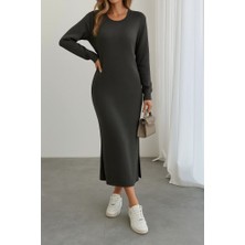 Nidam Butik Kadın Uzun Kollu Bisiklet Yaka Yırtmaç Detay Triko Midi Boy Elbise