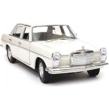 1:24 Mercedes-Benz 220 Model Araç Beyaz