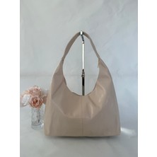 Melecco Kadın Omuz Çantası | Deri Görünümlü Geniş Kapasiteli Şık Günlük Çanta – Bordo / Bej / Siyah | Trend, Minimal ve Zarif Tasarım