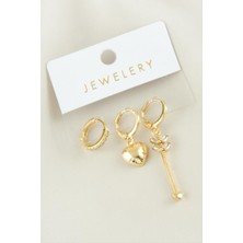 Gümüş Takıcım 3 Adet Kalp Zirkon Taşlı Küpe