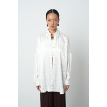 Orfeonegro Kadın Ekru Renk Desenli Oversize Kesim Gömlek