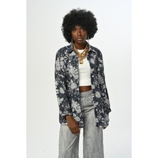 Orfeonegro Kadın Desenli Cepli Oversize Kesim Gömlek