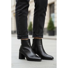 Ayakmod Siyah Cilt Içi Polarlı Fermuarlı Kadın Bot 343126 Z