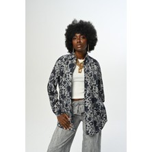 Orfeonegro Kadın Desenli Lacivert Oversize Kesim Gömlek