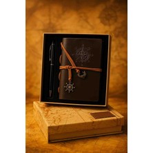 Wolawood Vintage Deri Kapaklı Pusula Tasarımlı Kraft Retro Eskitme Sayfa Bağcıklı Spiralli Siyah Çizgisiz Defter & Touchpen Tükenmez Kalem Özel Kutulu Hediyelik Set