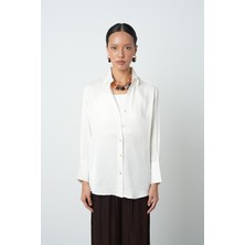 Orfeonegro Kadın V Yaka Ekru Renk Altın Düğmeli Gömlek