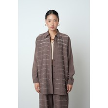 Orfeonegro Kadın Yatay Şerit Taş Işlemeli Düz Renk Oversize Gömlek