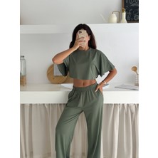 Yazlık Yumuşacık Dokulu Alt Üst Takım / Üst Yarasa Tshirt- Alt Baggy Uzun Pantolon