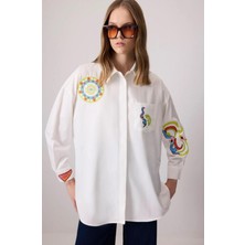 Touche Nakış Detaylı Gömlek Ekru