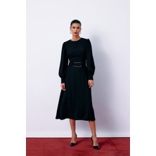 Sateen Kemerli Midi Elbise - Siyah