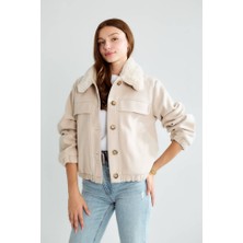 Robin D99709 Yaka Kürklü Düğme Detaylı Kısa Kadın Kaşe Mont Taş