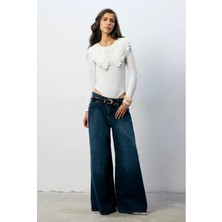 Touche Brode Yaka Çıtçıtlı Body Ekru