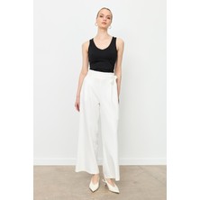 Accort Kuşak Detaylı Pantolon-Kemık