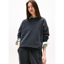 Tommy Jeans Yuvarlak Yaka Baskılı Siyah Kadın Sweatshırt DW0DW21586BDS