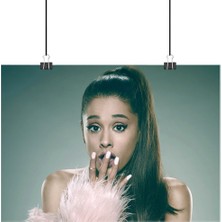 Vintage Gezegen Ariana Grande Poster1 - Retro Duvar Dekoru