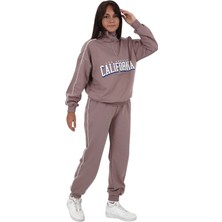 İrem Çocuk Giyim Kız Çocuk California Yazılı Yarım Fermuar Model Pudra Renk Oversize Eşofman Takımı