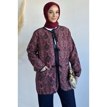 Julude Ön Bağlamalı Kapitoneli Desenli Tesettür Ceket P-00018988